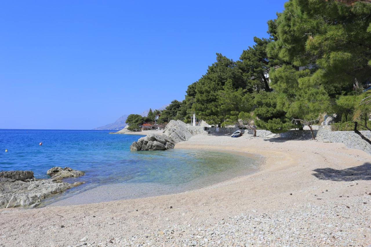 Apartments By The Sea Brela, Makarska - 2718 Exterior photo