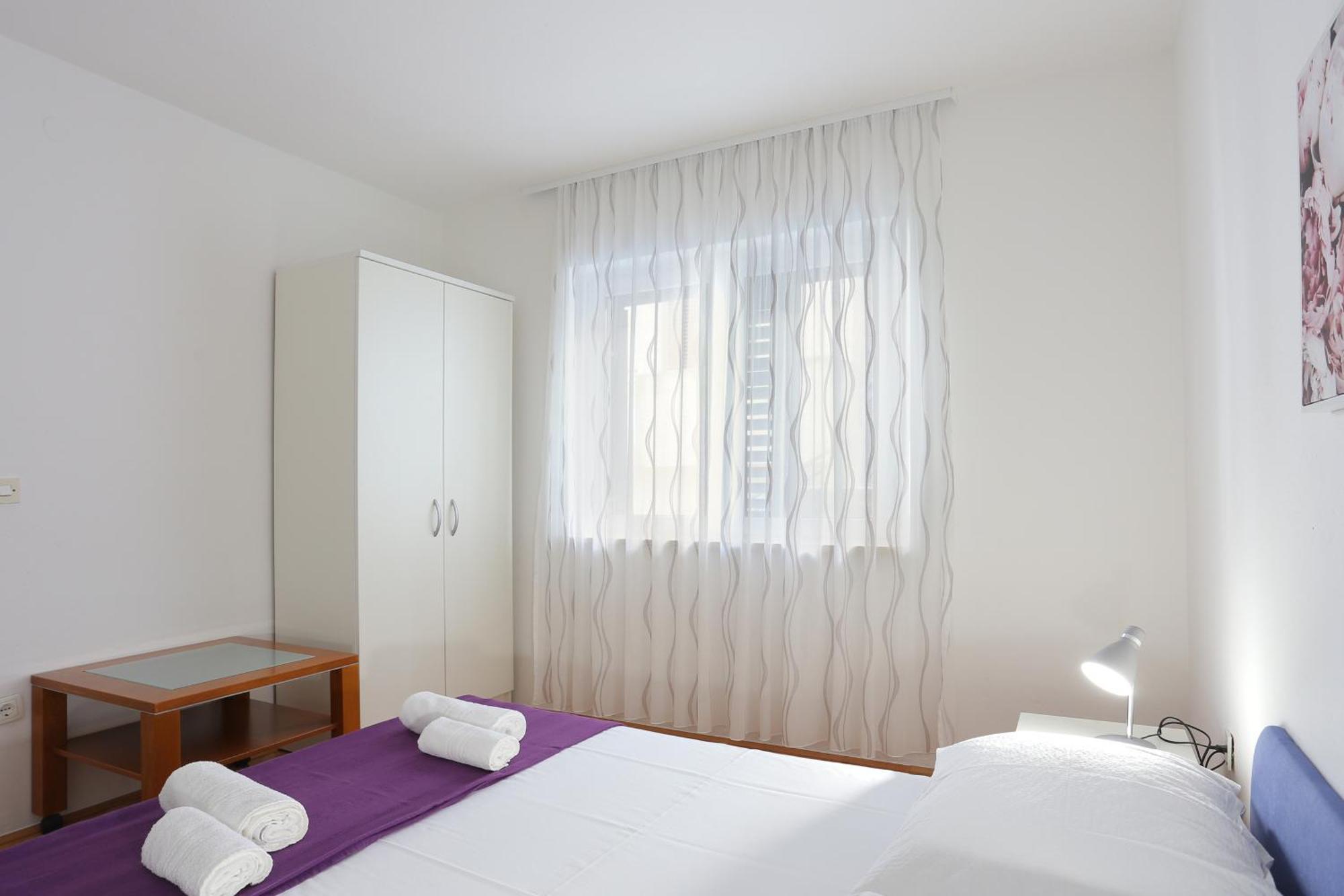 Apartments By The Sea Brela, Makarska - 2718 Room photo